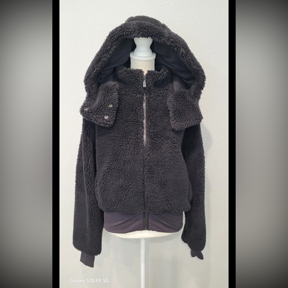 ALO Yoga Dark Gray Teddy Jacket - Picture 1 of 5